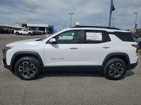New 2026 Chevrolet Equinox ACTIV FWD image 2