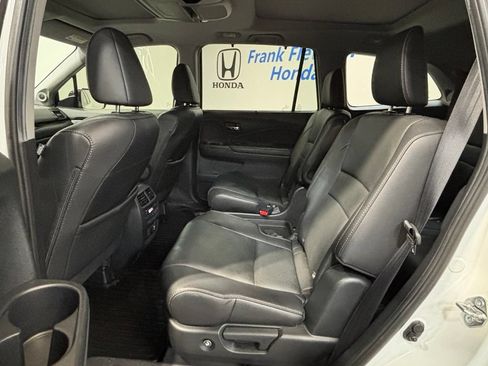 Certified 2020 Honda Pilot Elite image 31