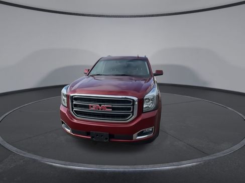 Certified 2017 GMC Yukon XL SLT w/ Open Road Package image 3