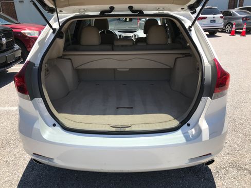 Used 2015 Toyota Venza XLE FWD image 25