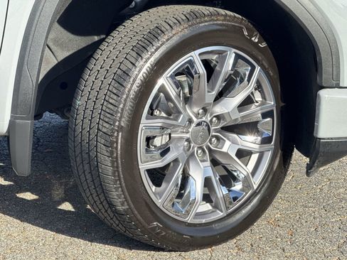 Used 2025 GMC Sierra 1500 Denali w/ Denali Reserve Package image 12