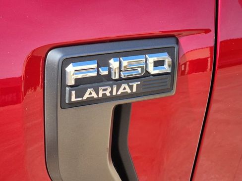 Used 2022 Ford F150 Lariat image 12