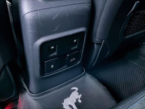 Used 2022 Ford Bronco Black Diamond image 32