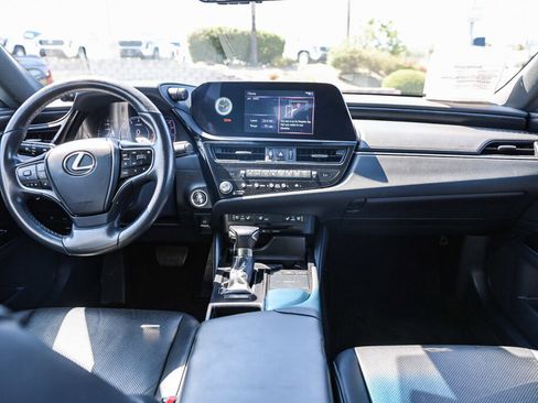 Used 2022 Lexus ES 350 w/ Premium Package image 2