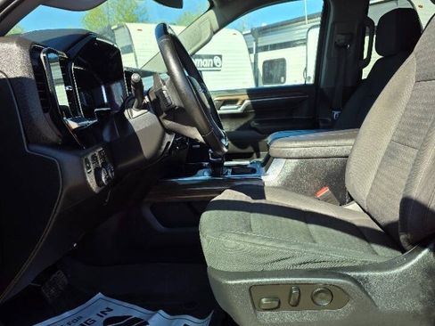 Used 2023 Chevrolet Silverado 1500 RST w/ Convenience Package II AWD/4WD image 10