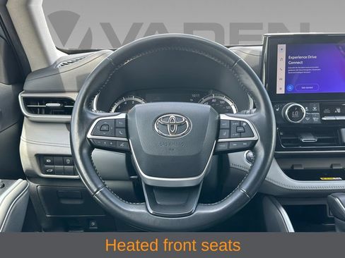 Used 2023 Toyota Highlander XLE FWD image 18