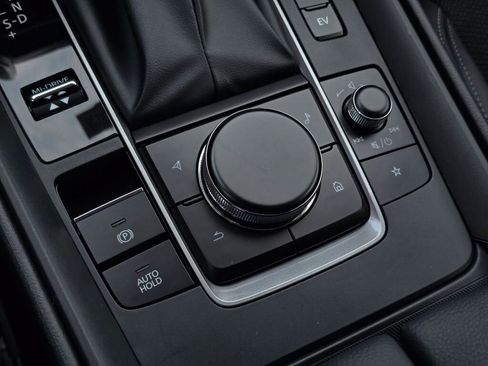 Certified 2025 MAZDA CX-50 2.5 Hybrid w/ Preferred Pkg image 31