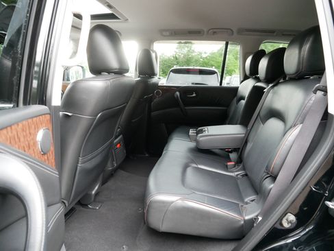 Used 2019 Nissan Armada SL AWD/4WD image 35