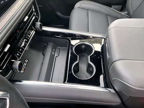 New 2026 Chevrolet Suburban Premier w/ Sun And Tow Package image 8