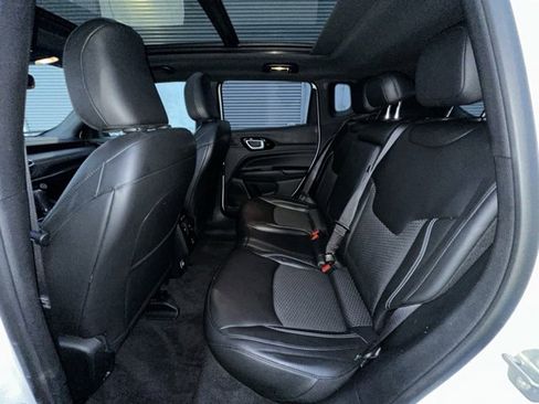 Used 2023 Jeep Compass Altitude w/ Sun and Sound Group image 31