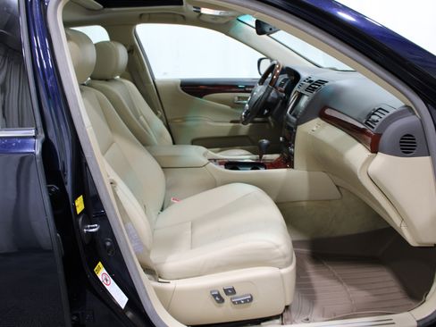 Used 2008 Lexus LS 460 RWD image 28