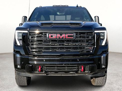 Used 2024 GMC Sierra 2500 AT4 w/ AT4 Premium Plus Package AWD/4WD image 4