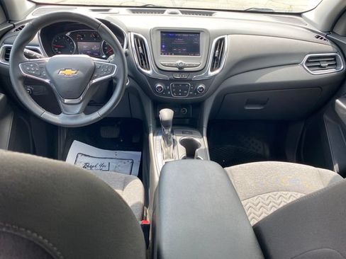 Used 2024 Chevrolet Equinox LT FWD image 5
