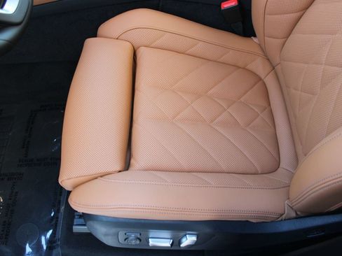 Used 2026 BMW X5 sDrive40i RWD image 15