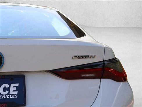Used 2023 BMW i4 eDrive35 w/ Premium Package RWD image 8