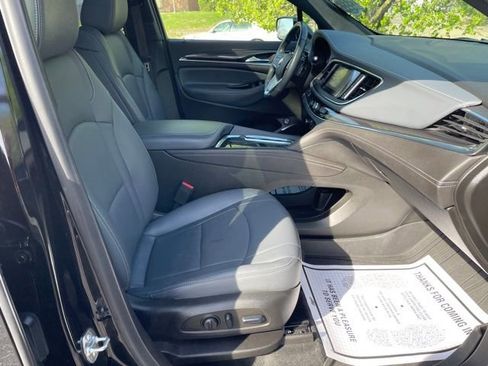 Used 2024 Buick Enclave Essence w/ Experience Buick Package AWD/4WD image 35