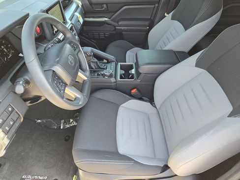 Used 2025 Toyota 4Runner TRD Off-Road AWD/4WD image 8