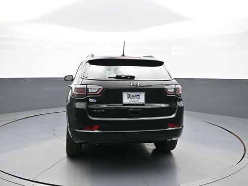 Used 2023 Jeep Compass High Altitude AWD/4WD image 7