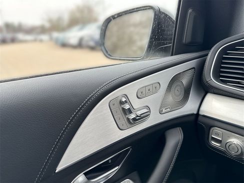 New 2025 Mercedes-Benz GLE 53 AMG 4MATIC image 12