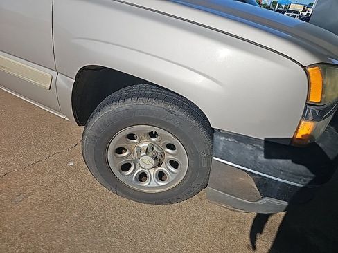 Used 2005 Chevrolet Silverado 1500 LS w/ Light Duty Power Package image 7