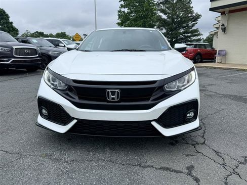 Used 2017 Honda Civic Sport image 2
