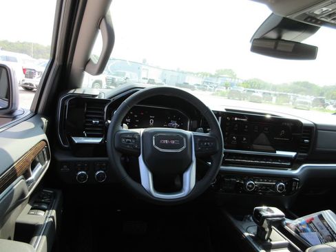 New 2026 GMC Sierra 1500 Elevation w/ Elevation Premium Package AWD/4WD image 17