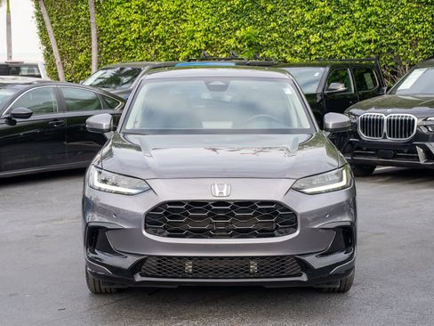 Used 2023 Honda HR-V EX-L image 2