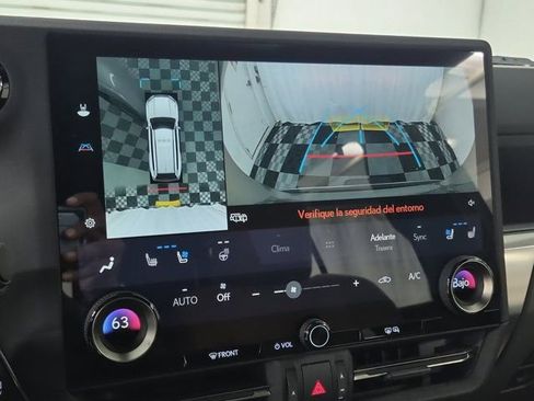 Used 2024 Lexus GX 550 image 31