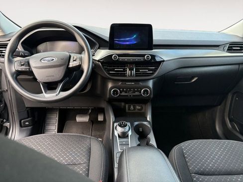 Used 2025 Ford Escape Active AWD/4WD image 10