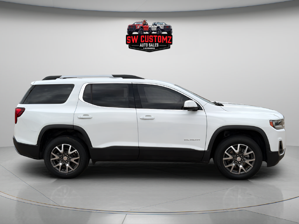 Used 2022 GMC Acadia SLE w/ Driver Convenience Package FWD image 8