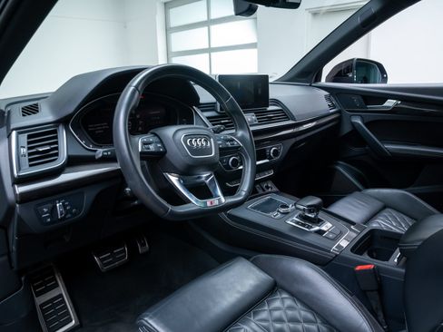 Used 2019 Audi SQ5 Premium Plus w/ Premium Plus Package AWD/4WD image 20