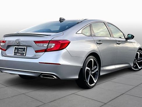 Used 2022 Honda Accord Sport image 12