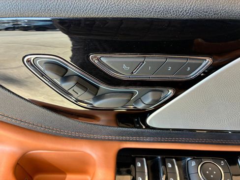 Used 2020 Lincoln Aviator Black Label w/ Dynamic Handling Package image 10