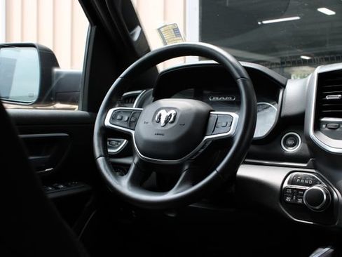 Used 2022 RAM 1500 Big Horn AWD/4WD image 47