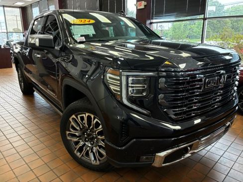 Used 2024 GMC Sierra 1500 Denali Ultimate AWD/4WD image 1