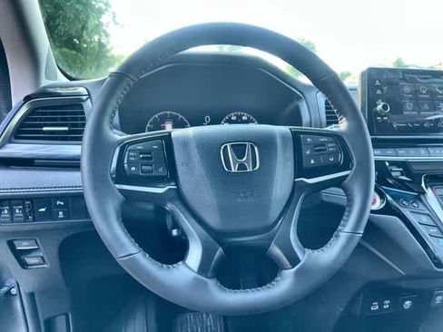 Certified 2026 Honda Odyssey Elite image 17