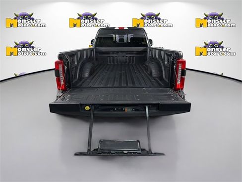 Used 2023 Ford F250 Lariat w/ Lariat Ultimate Package image 24