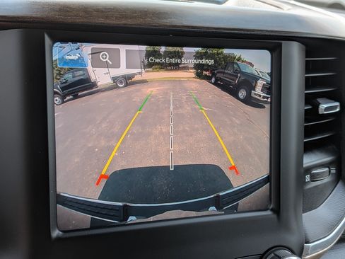 Used 2022 RAM 1500 Laramie AWD/4WD image 23
