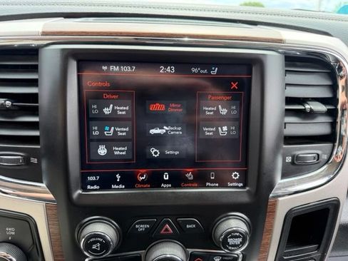Used 2018 RAM 2500 Laramie AWD/4WD image 21