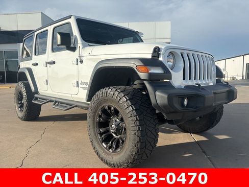 Used 2018 Jeep Wrangler Unlimited Sport S AWD/4WD image 21