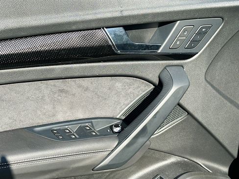 Used 2024 Audi SQ5 Premium Plus image 16