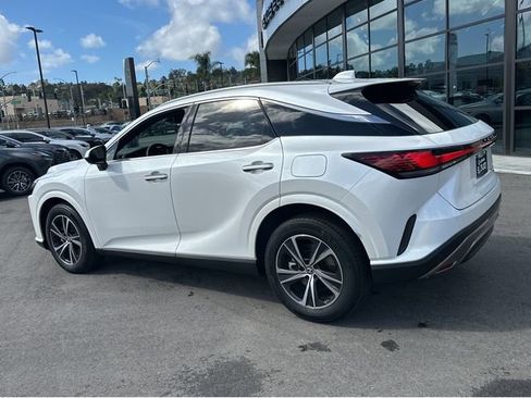 Certified 2023 Lexus RX 350 Premium w/ Accessory Package (K3) image 4