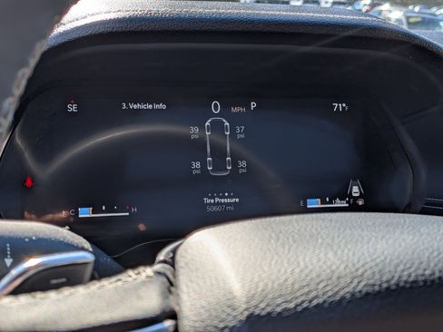 Used 2024 Jeep Grand Cherokee L Limited w/ Luxury Tech Group II image 19