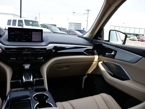 Used 2022 Acura MDX SH-AWD w/ Technology Package image 23