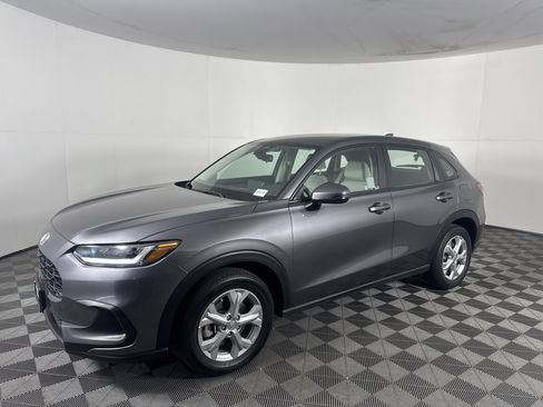 Certified 2024 Honda HR-V LX image 8