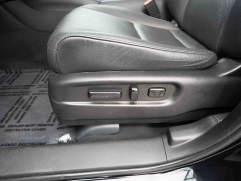 Used 2023 Honda Passport EX-L image 12