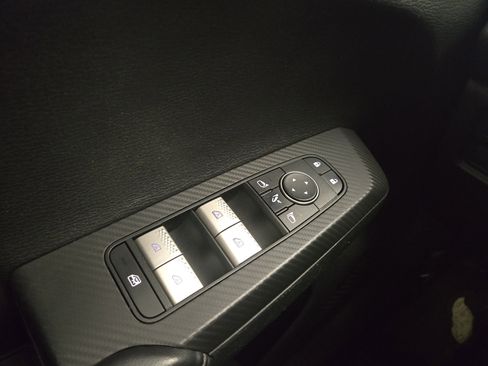 Used 2023 Mitsubishi Outlander SE FWD image 29