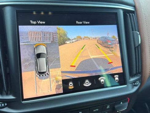 Used 2022 Maserati Levante GT image 18