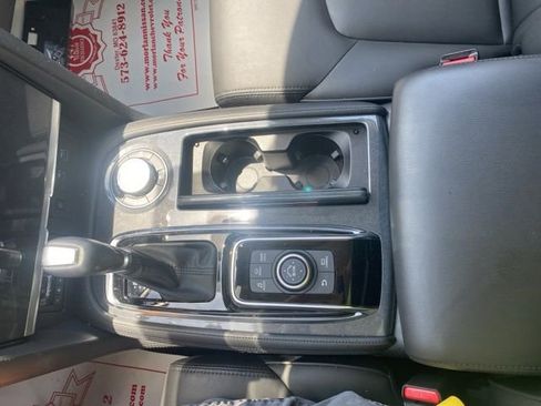 Used 2024 Nissan Armada SV w/ Cargo Package image 24