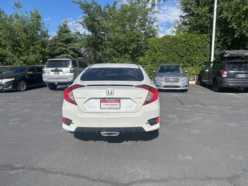 Used 2021 Honda Civic Sport image 5